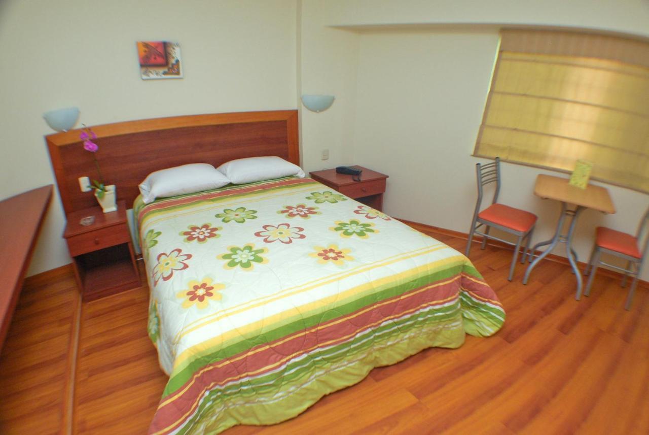 Hotel Sunflowers Inn Лима Экстерьер фото